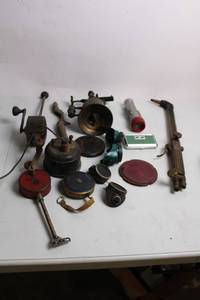 lot 358 image: Collection of Vintage Tools and Accessories