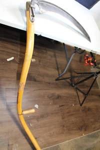 lot 367 image: Vintage Wooden Hand Scythe with Steel Blade