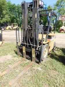 lot 8 image: 1995 Daewoo G25S-2 LP Forklift