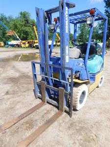 lot 9 image: 1997 Komatsu FG09LT-16 LP Forklift