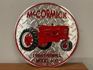 lot 20 image: 1956 Farmall Model 400 Round Metal Sign