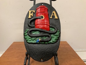 lot 25 image: FA Fire Badge Cast Iron Plaque
