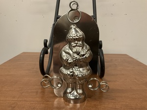 lot 56 image: Vintage Metal Double Sided Santa Chocolate Mold with Clips