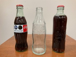 lot 86 image: 3 Coke Bottles
