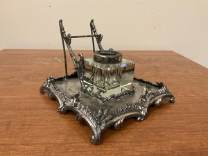 lot 93 image: Silver Plated Inkwell