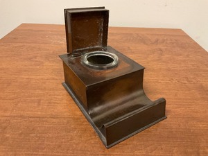 lot 125 image: Vintage Ink Well