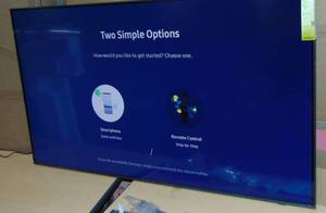 Samsung - 60" Class Q60B QLED 4K Smart Tizen TV Scratch