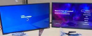 lot 11 image: 2 TVs VIZIO 32 D Series Full HD Smart TV (D32H-J04) UPC 845226019562