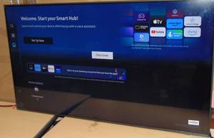 lot 29 image: Samsung 50 4K Crystal UHD LED with User Manual and Power Cord, DU8000