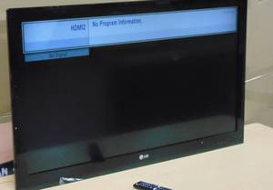 lot 39 image: LG - 42 Class (42 Diag.) - LCD - 1080p - 120Hz - HDTV No Stand