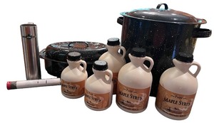 lot 78 image: Canning Pot and Roaster Pan with 5 Pure Maple Syrup Containers