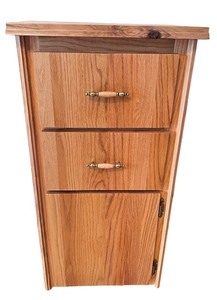 lot 103 image: Classic Oak Wooden Cabinet with Drawers and Chamber