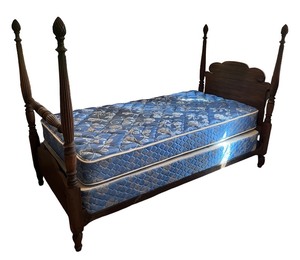 lot 118 image: Antique Four-Poster Mahogany Twin Bed Frame