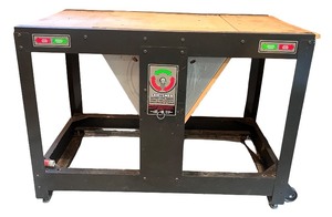 lot 130 image: Rotary Tool Bench