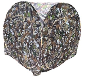 lot 142 image: Portable Camouflage Pop-Up Hunting Blind
