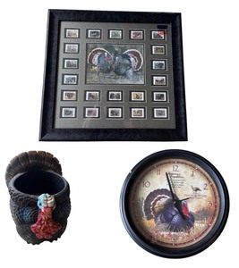 lot 249 image: Turkey-Themed Collectible Set Framed Stamps, Wall Clock, and PenPencil Holder
