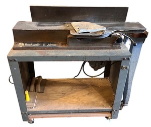 lot 25 image: Rockwell Jointer with Stand and Motor