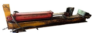 lot 45 image: Special Products Heavy Duty Hydraulic Log Splitter