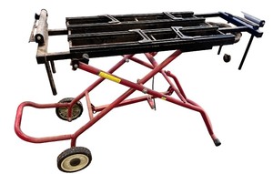 lot 48 image: Heavy-Duty Metal Fabrication Roller Stand