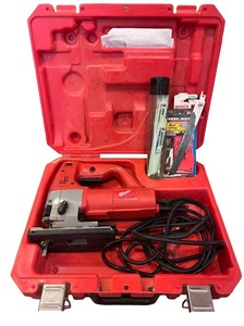 lot 165 image: Milwaukee Heavy-Duty Jigsaw with Case and Accessories