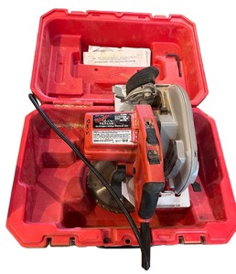 lot 213 image: Milwaukee 7-14 Tilt-Lok Circular Saw with Case