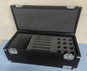 lot 10 image: Grundorf Carpeted Professional Audio  Video Equipment Case with Foam-Lined Microphone Compartments