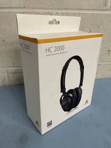 lot 83 image: Behringer HC 2000 Compact Studio Monitoring Pro Audio Headphones
