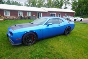 2016 Dodge Challenger SRT Hellcat Coupe