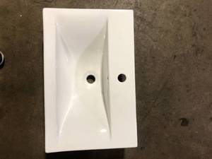 lot 53 image: Vanity Top Customer Returns See Pictures