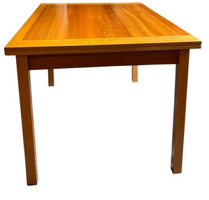 lot 16 image: Beautiful Wooden Kitchen Table  Built-in Two Leaves