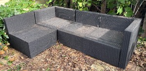 lot 172 image: Outdoor Modular Sectional Sofa  Couch