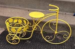 lot 177 image: Bright and Beautiful Bicycle Figurine Planter Stand