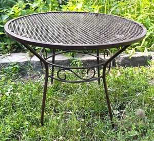 lot 204 image: Outdoor Accent Table