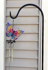 lot 223 image: Shepards Hook with Butterfly Wind Chime