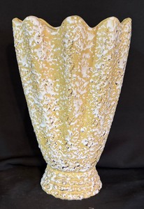lot 244 image: Vintage Savoy Splatter, Scalloped and Textured Vase