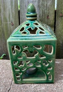 lot 86 image: Vintage Ceramic Lantern Candle Holder Green