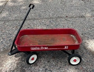 lot 63 image: Vintage Radio Flyer Classic Red Wagon