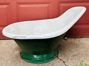 lot 70 image: Vintage Metal Western 1800s Ladies Brothel  Cowboy Bathtub