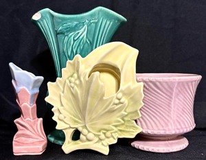 lot 334 image: Four Pieces of Vintage Pottery including McCoy