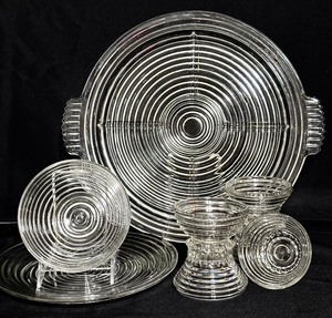 lot 321 image: Vintage Anchor Hocking Manhattan Glass Divided Serving Platter and More