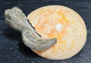 lot 273 image: Decorative Sea Turtle Figurine