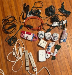 lot 308 image: Extension Cords, Timers and Power Strips