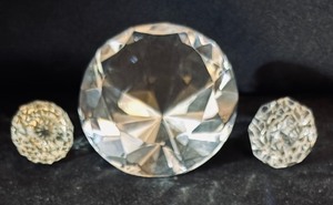 lot 341 image: Dazzling Crystals