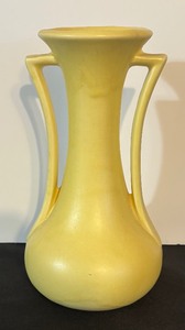 lot 342 image: Lovely Matte Yellow Vintage Double Handled Vase by McCoy Pottery