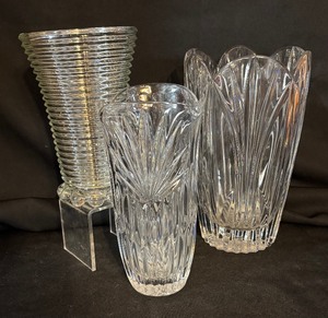 lot 343 image: Three Elegant Vases by Princess House, Anchor Hocking Manhattan and Block