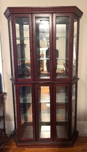 lot 8 image: Elegant Display Cabinet Curio Cabinet