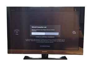 lot 376 image: Sony 31 Inch TV Model KDL-32EX40B