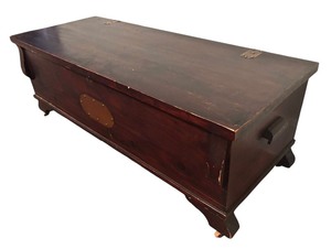 lot 379 image: Charming Vintage Cedar Chest