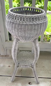 lot 57B image: White Wicker Plant Stand with Basket Design