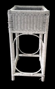 lot 219B image: Pretty Vintage White Wicker Planter Stand